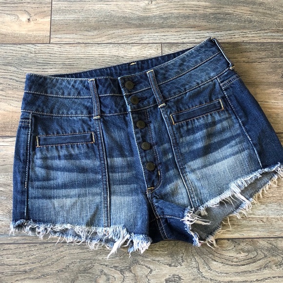 American Eagle Outfitters Pants - American Eagle Outfitters AEO Size 6 NWT Shorts